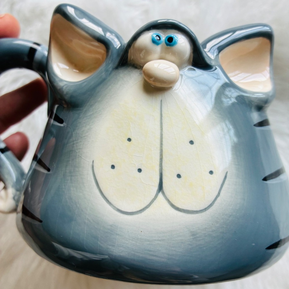 Vintage Russ Berrie Style 3D Figural Gray Tabby Cat Mug Coffee Cup Hand Painted - Picture 7 of 7
